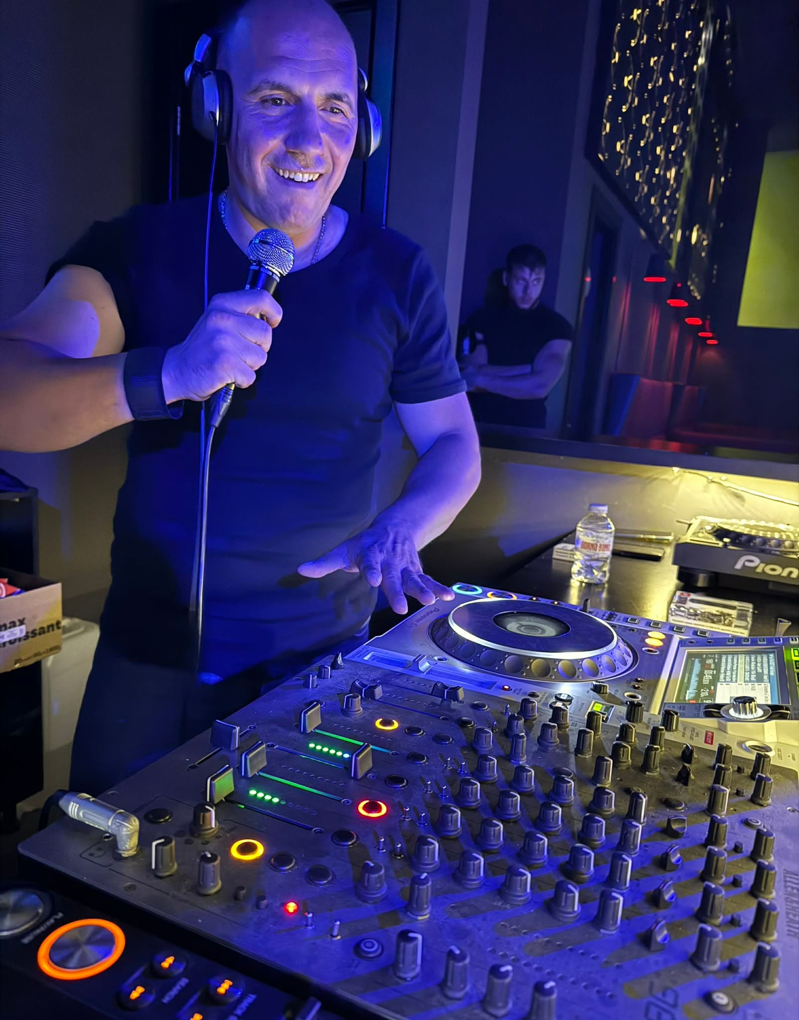 DJ на събитие Party Zone Max